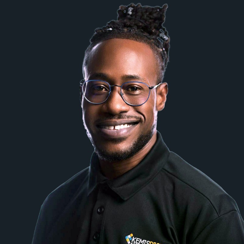 Kenneth Moncur